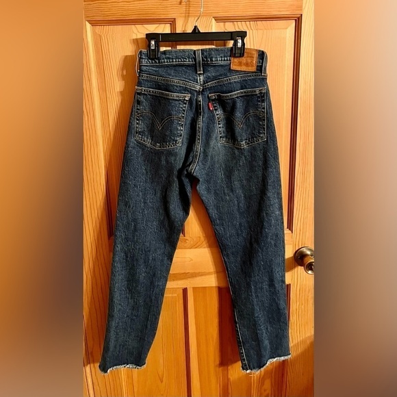 Levi’s Premium Denim NWOT Wedgie Straight Size 25 Blue Jeans Button Fly Leather - Picture 9 of 15